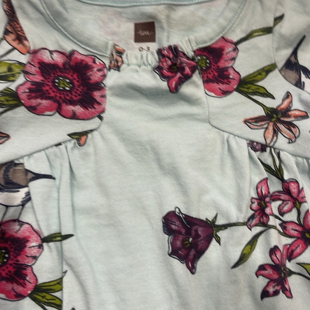 TEA COLLECTION | Like new. Baby Girl Romper One-Piece. 0-3 Months. BUNDL… - Picture 3 of 4